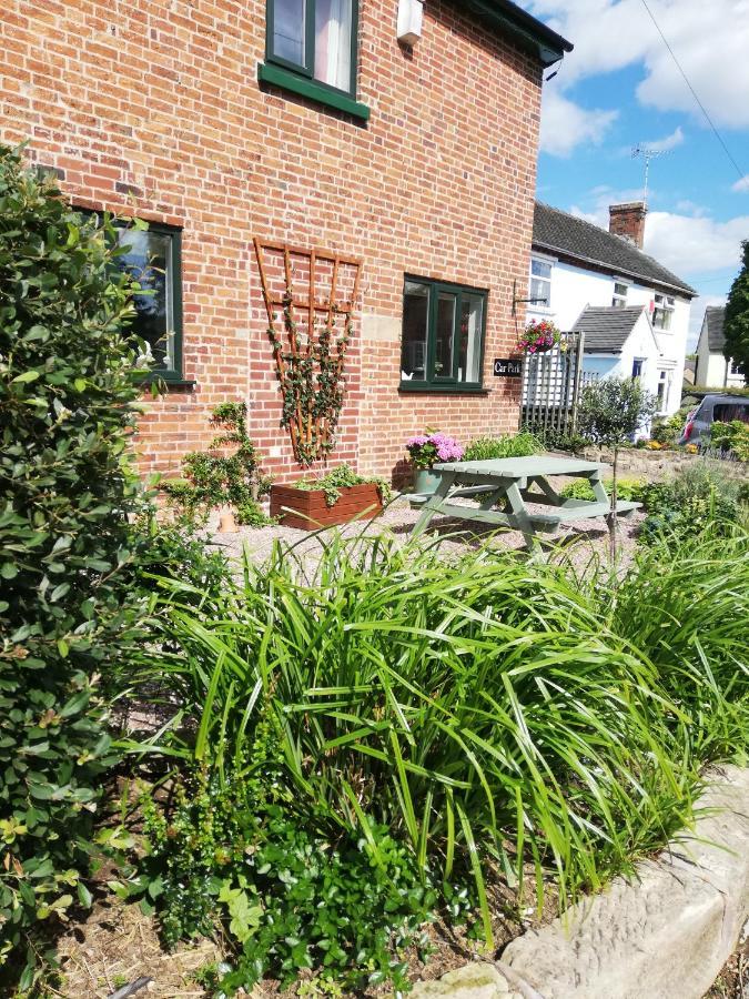 Olive Tree Guest House Uttoxeter Exterior photo